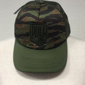 🧢 PULLIN Trucker Cap | NWT